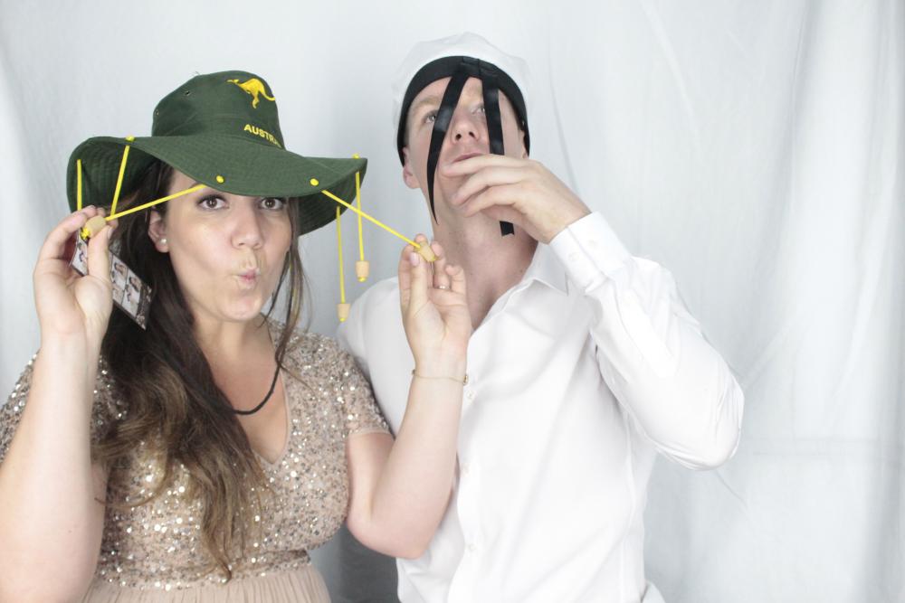 Mr & Mrs Guillen | View more photos from the event at gallery.myphotoboothexperience.co.uk/u/MyPhotoBoothExperienceLtd/Mr-Mrs-Guillen